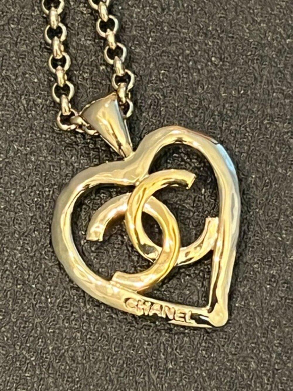Chanel CC Heart Pendant Chain Belt/Long Necklace - Picture 6 of 11